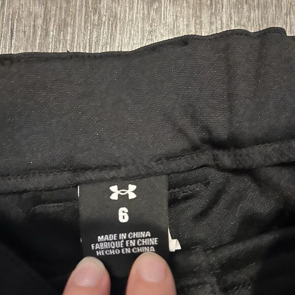 Boys Youth size 6 Under Armour Baseball Pant Black Fitted Belt Loops Uniform - Picture 3 of 6